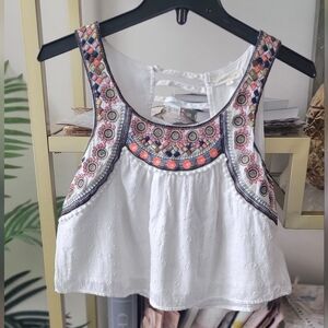 Vestique Pink and Orange Embroidered White Sleeveless Top -Size Small